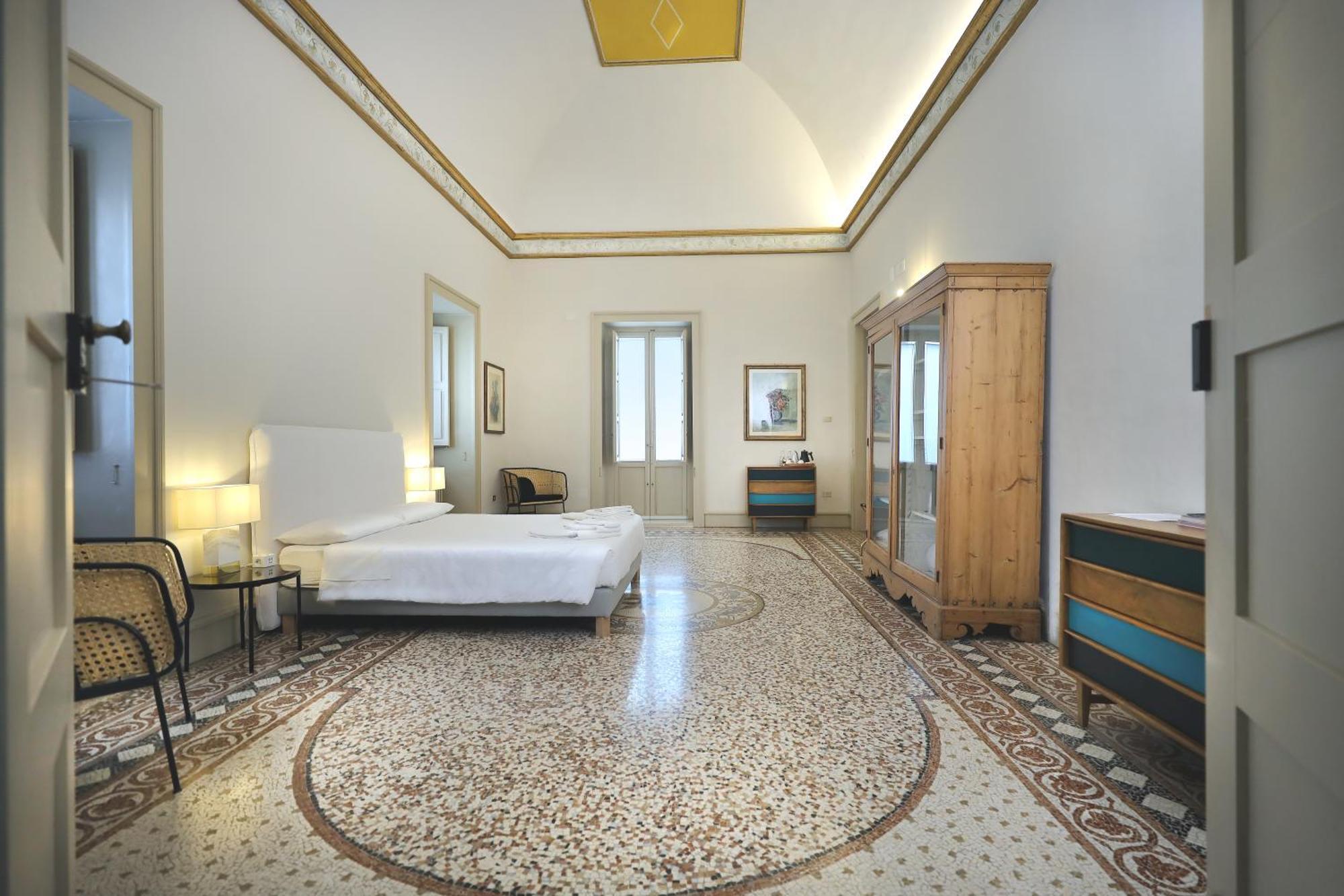 Palazzo Circolone Hotel Poggiardo Exterior photo